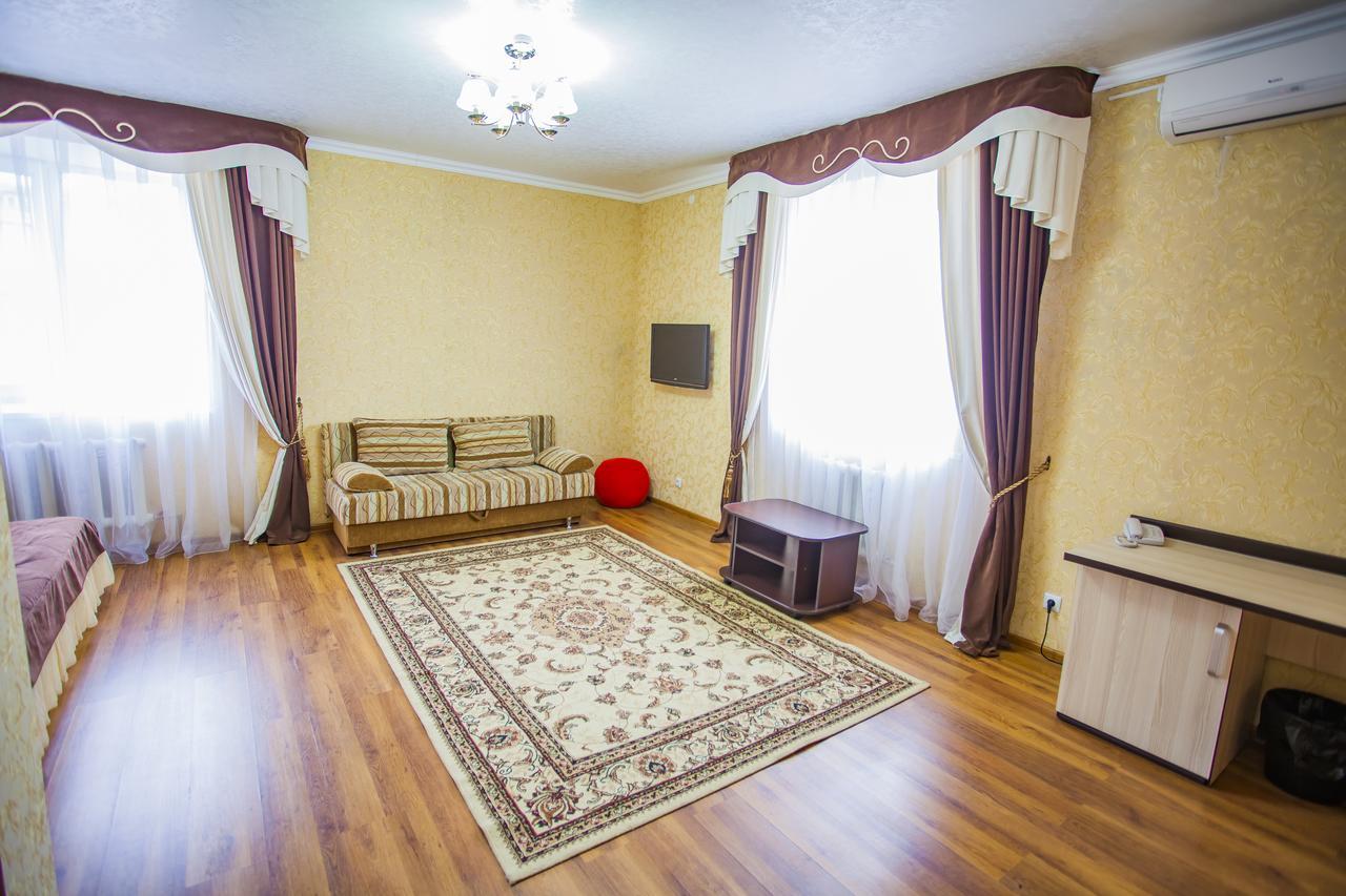 Jumbaktas Borovoe Hotel Hồ Borovoye Ngoại thất bức ảnh